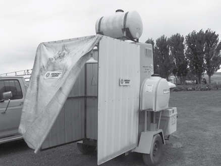 Decontamination booth, transportable